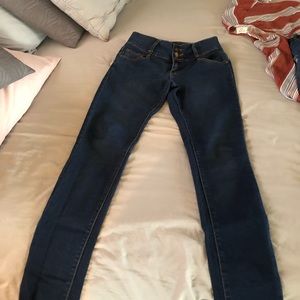 Women size 5 push-up jeans